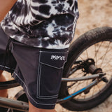 SURFINGALLDAY BSHORT