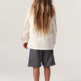 SLOUCH SHORT